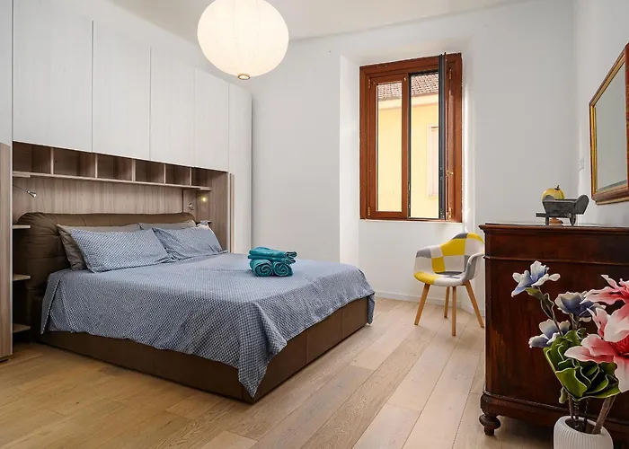 Nightlife * Μιλάνο